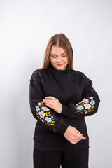 Floral Embroidered Sweatshirt