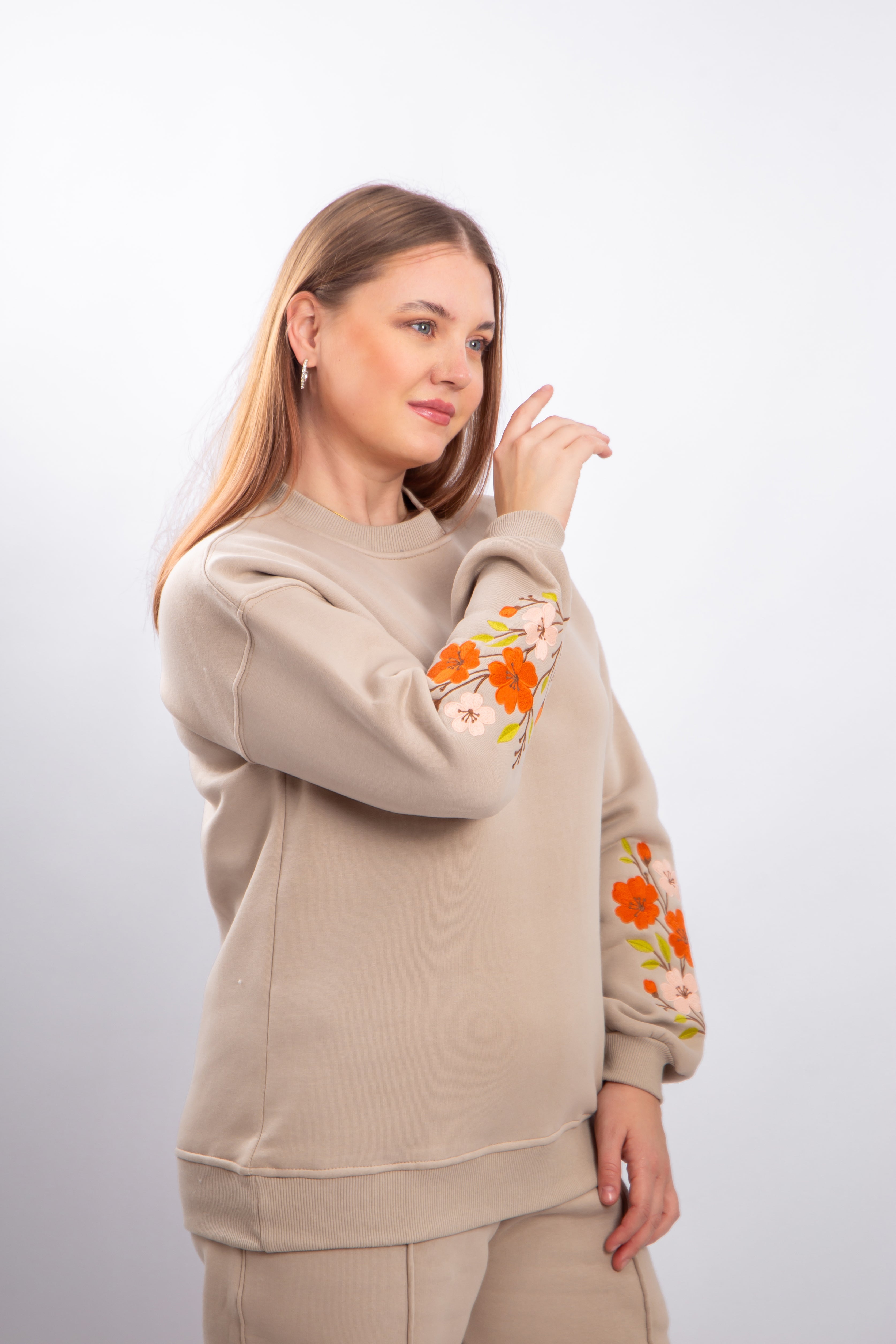 Floral Embroidered Sweatshirt