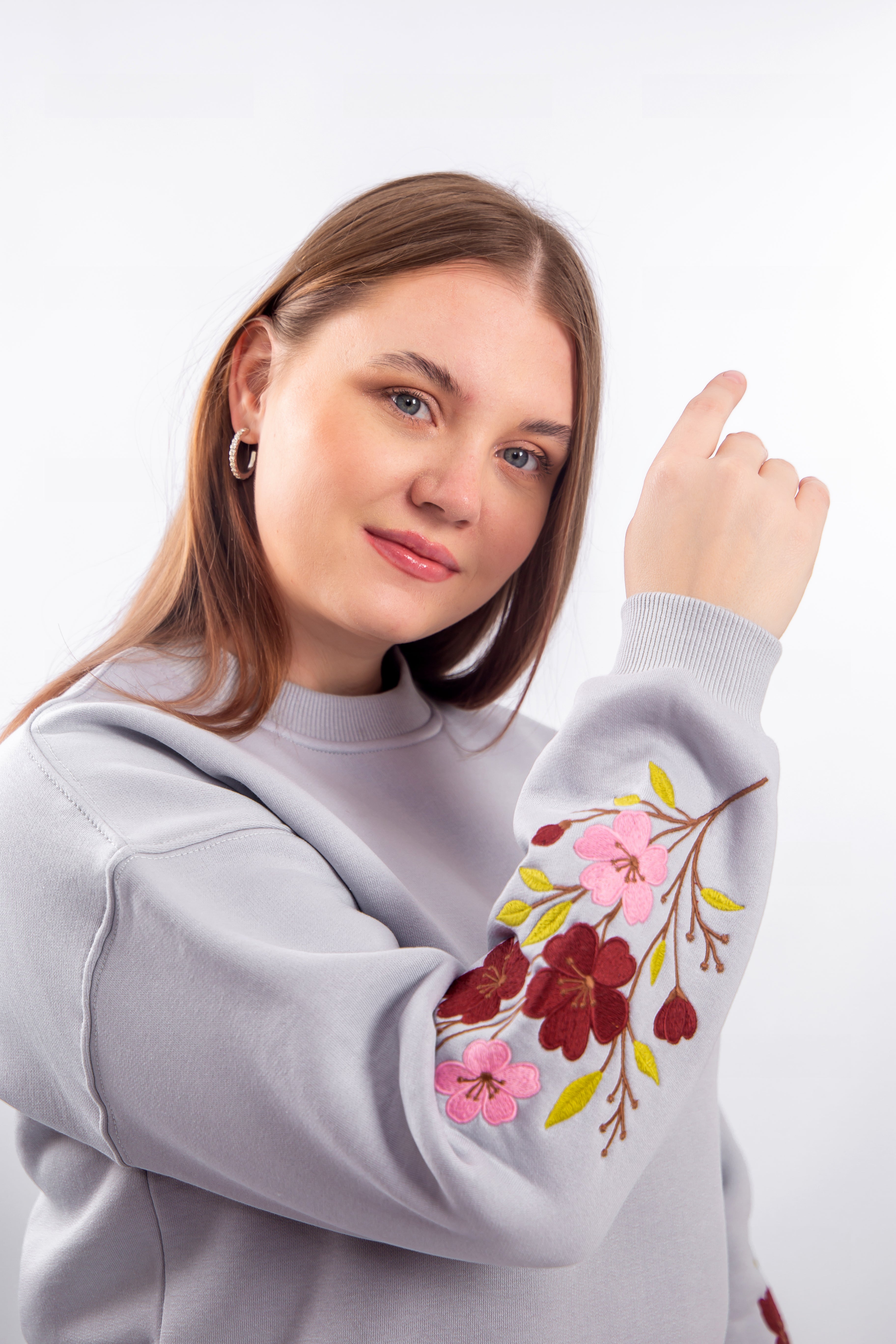 Floral Embroidered Sweatshirt
